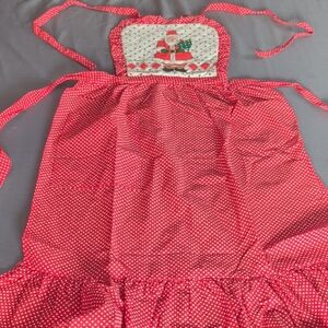 Holiday Trimmings Red Heart Apron